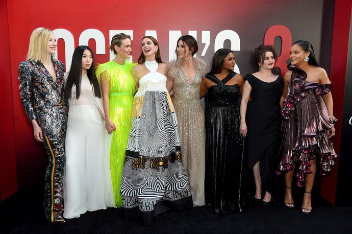 Reparto entero de oceans 8
