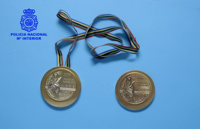 Medallas sustraídas y recuperadas del Museo del Deporte de Santander