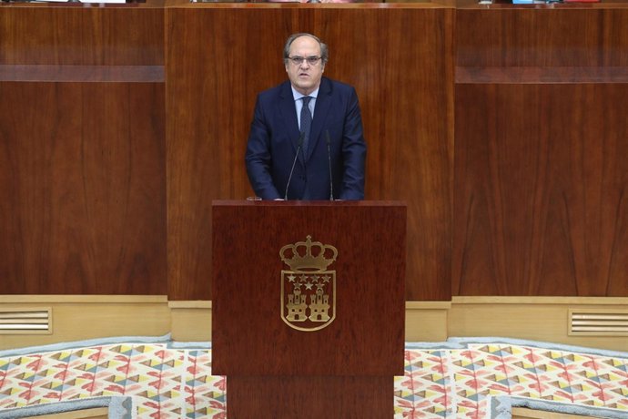 Ángel Gabilondo interviene en el pleno de investidura de Ángel Garrido