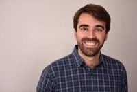 José Antonio Hidalgo toma posesión como diputado por Sevilla en el Parlamento en sustitución de Montero