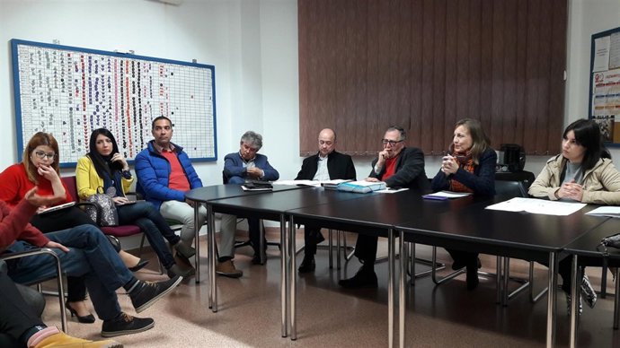 [Grupoalmeria] [L Comunicacion.Almeria.Dgob] Nota Y Foto Ies Carmen De Burgos Ad