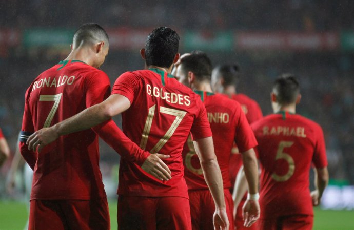 Portugal golea a Argelia antes de enfrentarse a España en Rusia