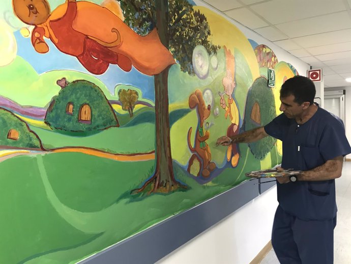 Pintar paredes de planta de pediatria hospital materno infantil humanización 