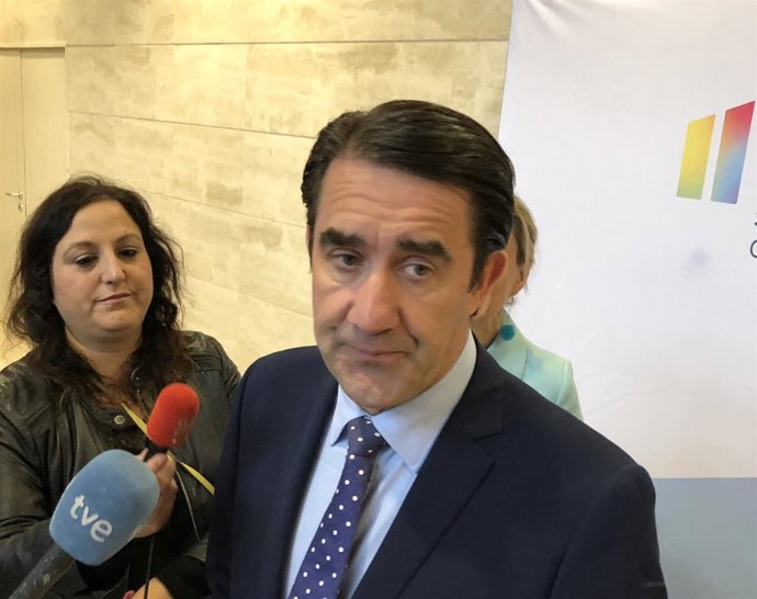 El consejero de Fomento y Medio Ambiente, Juan Carlos Suárez-Quiñones, 8-6-18