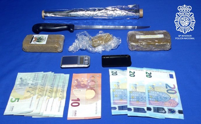  Droga, Dinero Y Material Incautado En La Operación En Pizarrales.