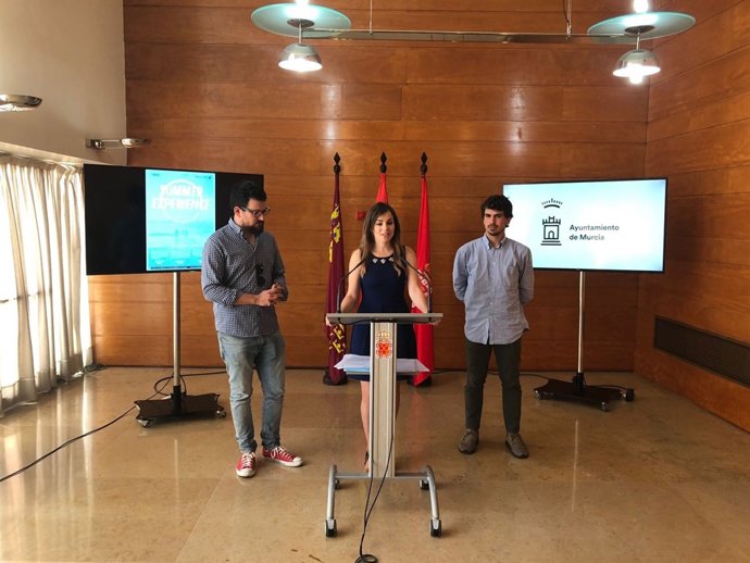 Pérez junto a Zaragoza