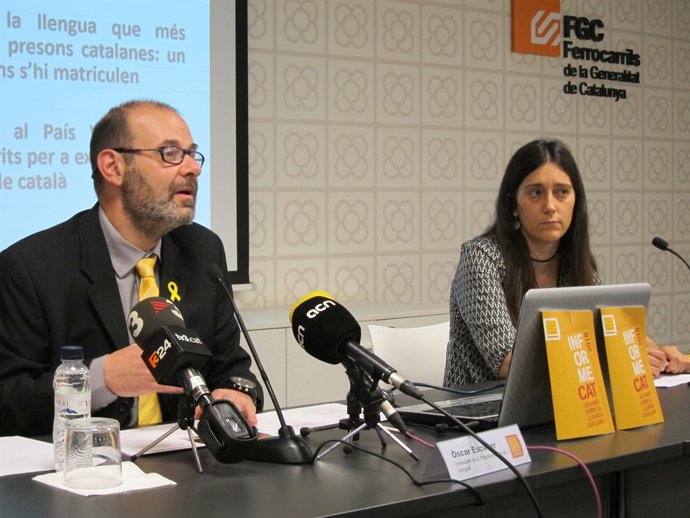  Òscar Escuder, Neus Mestres (Plataforma Per La Llengua)