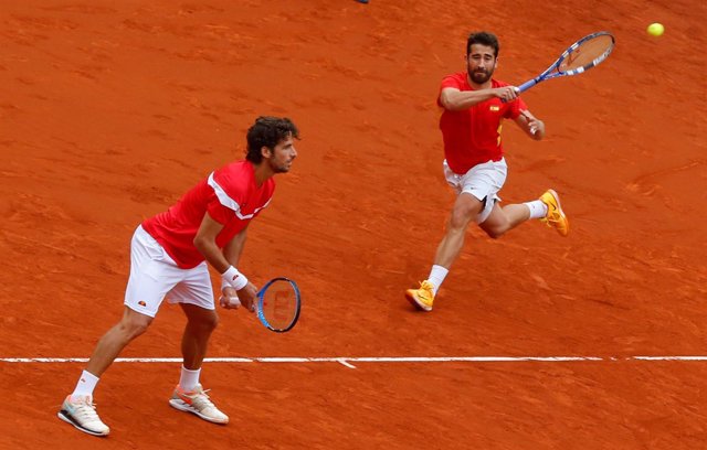Feliciano López y Marc López en la Copa Davis