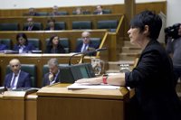 EH Bildu insta a "no cerrar los ojos ante los miles de vascos" participantes en la cadena por el derecho a decidir