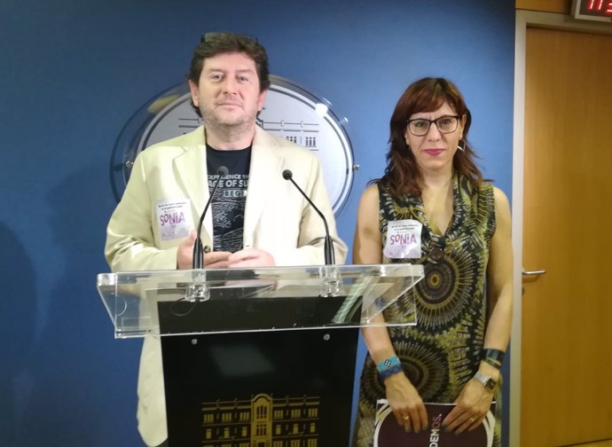Alberto Jarabo y Laura Camargo, Podemos