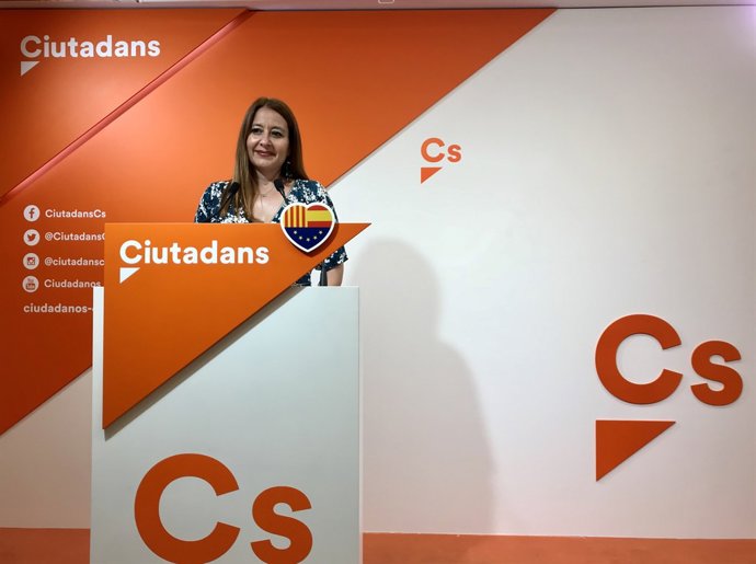 Sonia Sierra, Cs