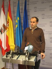 El PSOE pide la comparecencia de Moriyón (Foro) para hablar sobre San Lorenzo