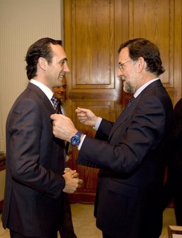 Mariano Rajoy con Bauza en la toma de posesión en Palma de Mallorca