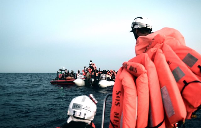 Inmigrantes rescatados por el barco Aquarius