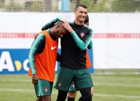Manuel Fernandes: "No me parece que Cristiano esté preocupado por su futuro"