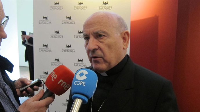                       El Arzobispo De Zaragoza, Monseñor Vicente Jiménez        