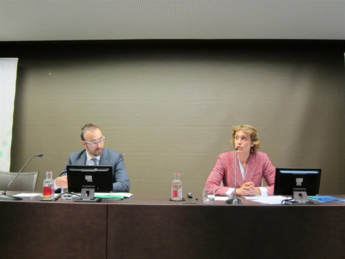 Jaume Amat (CataloniaBio & Health Tech) y Silvia Ondategui (EY)