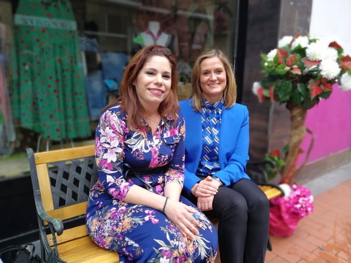 Amaia Del Campo y Sonia García en un comercio "amigable"