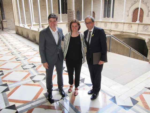 El pte.Quim Torra y los diputados de ERC Sergi Sabrià y Anna Caula