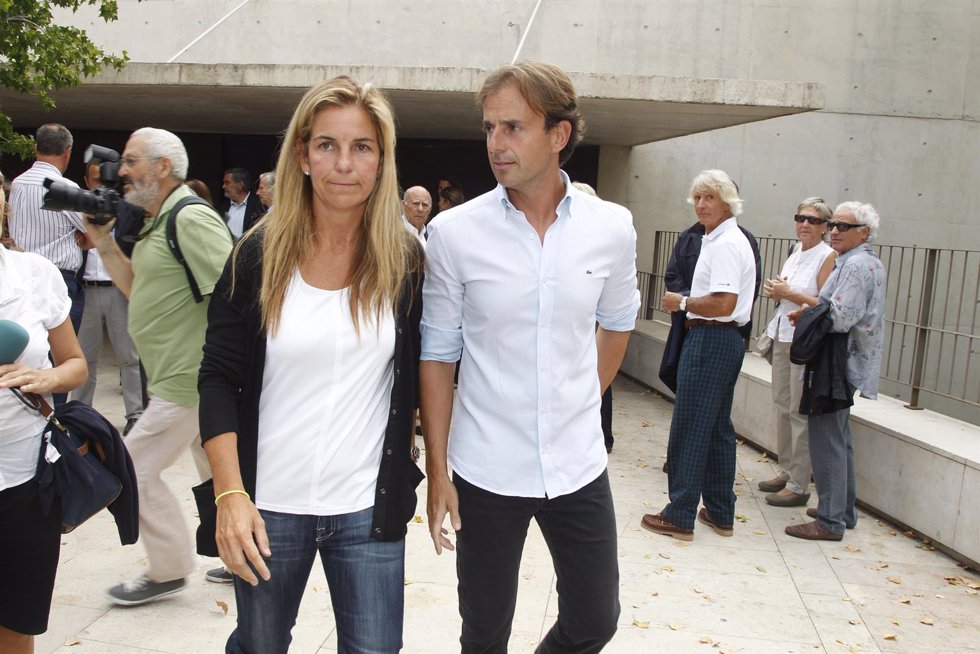 ARANTXA SANCHEZ VICARIO Y JOSEP SANTACANA 