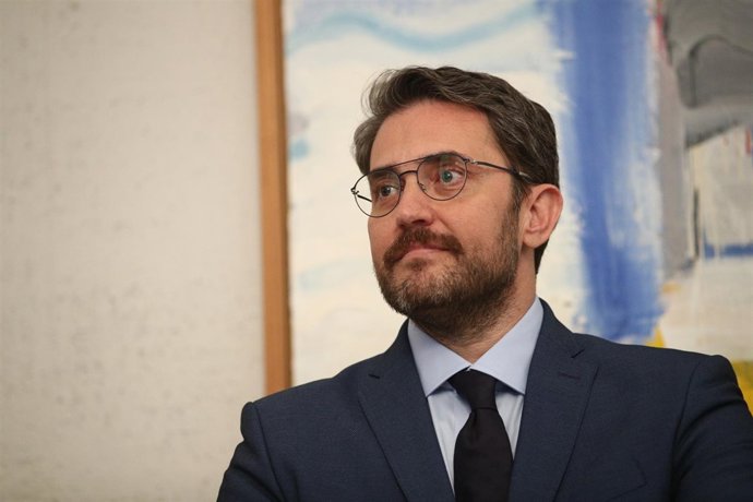 Maxim Huerta tomará posesión como ministro de Cultura y Deportes