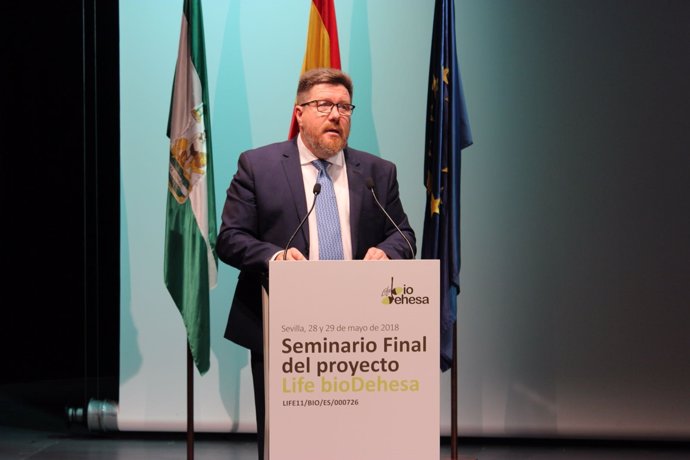 El consejero de Agricultura, Pesca y Desarrollo Rural, Rodrigo Sánchez Haro.