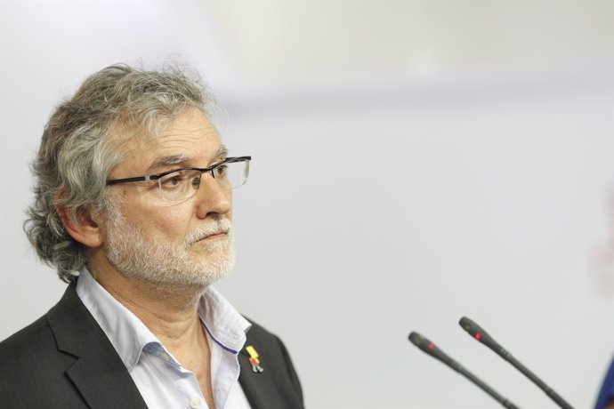 Fernando Lezcano en rueda de prensa en la sede del PSOE