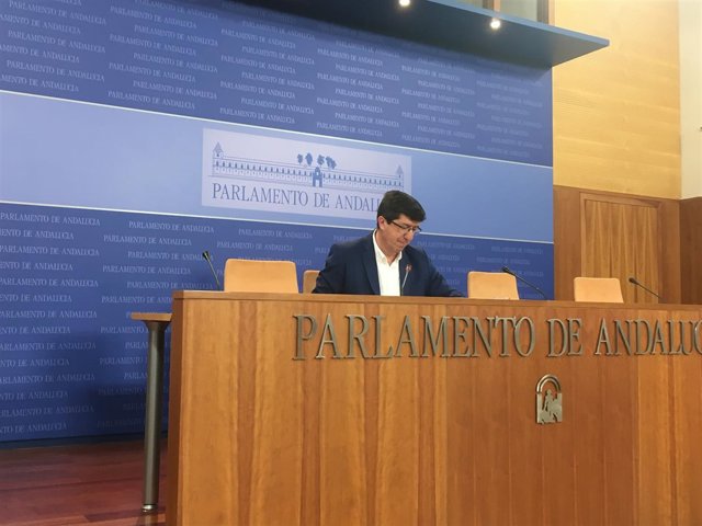 El presidente y portavoz de Ciudadanos (Cs) en el Parlamento andaluz, Juan Marín