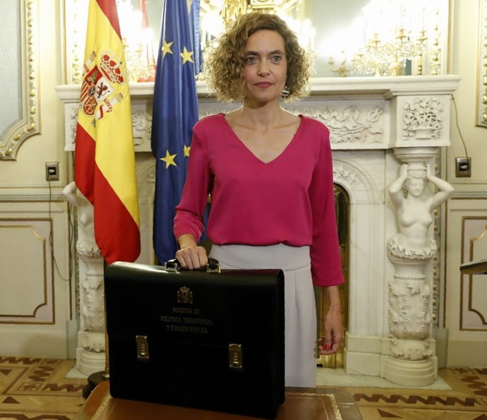 Meritxell Batet, pren possessió de la seva cartera