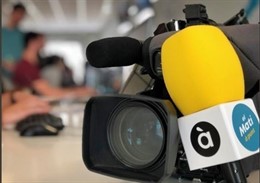 Cámara y micro de À Punt 