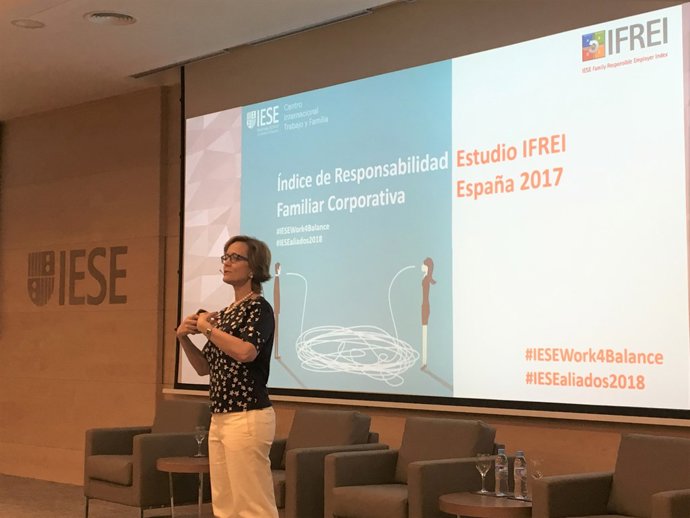 Mireia Las Heras, durant la presentació de l'informe sobre conciliació laboral