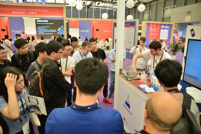 Delegació al Mobile World Congress de Xangai
