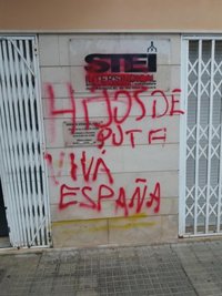 El STEI interpone una denuncia contra las pintadas "intimidatorias" en la fachada de su sede en Palma 