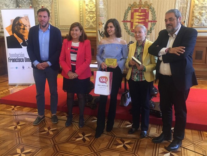 Entrega del primer Premio de Columnismo Francisc Umbral