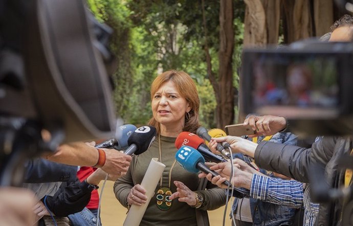 Bonig atiende a los medios