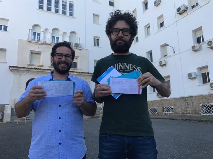 David Moscoso y Jorge Hidalgo en una acción reivindicativa de su partido