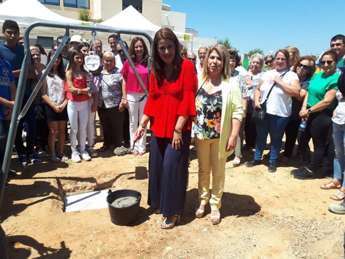 La consejera de Educación, Sonia Gaya, iniciando obras de nuevo IES en Jerez