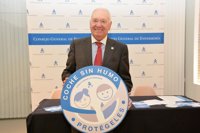 Los enfermeros celebran la vuelta de la universalidad, una medida "equitativa, solidaria y justa" para "los más débiles"