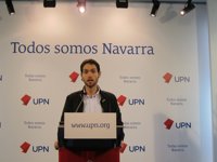 Sayas (UPN) acusa al PSN de "blanquear" el Gobierno de Uxue Barkos para "acercar posiciones para gobernar juntos"
