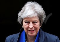 May reconoce que los británicos tendrán que "contribuir más" a la Seguridad Social tras el 'Brexit'