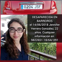 Cartel dunha nova desaorecida en Barreiros difundido pola familia en redes.