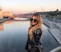 Paulina Rubio se pasea con la camiseta de la selección de México por Rusia y crea revuelo en las redes