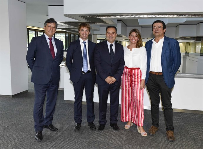 Antonio Pérez, Jordi Soldevila, Jordi Nicolau, Blanca Sorigué i Antón Ferré.