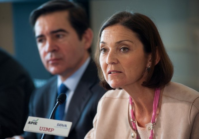 María Reyes Maroto