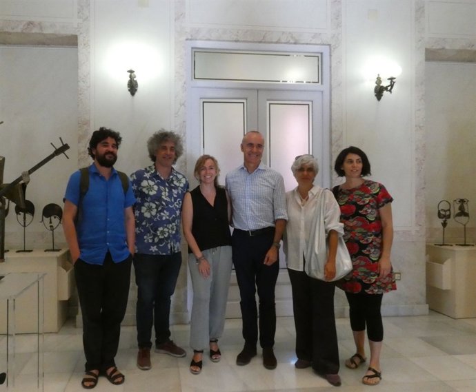 Antonio Muñoz presenta las acciones de cultura en barrios