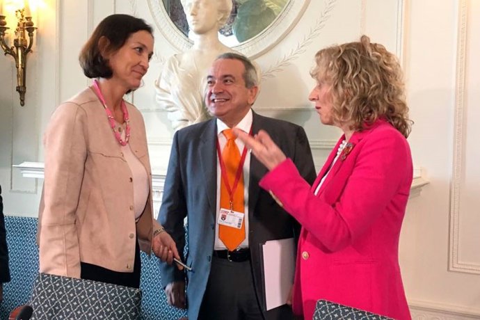 Tezanos y ministra en la UIMP