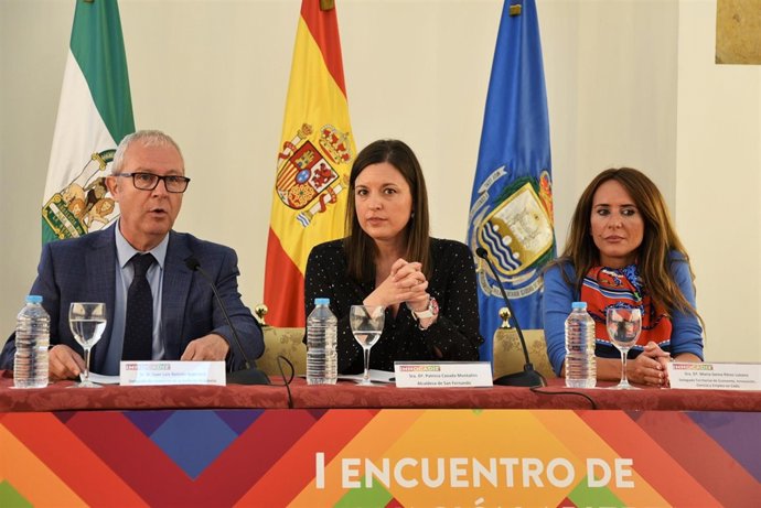 Belizón, Cavada y Gema Pérez en unas jornadas en San Fernando