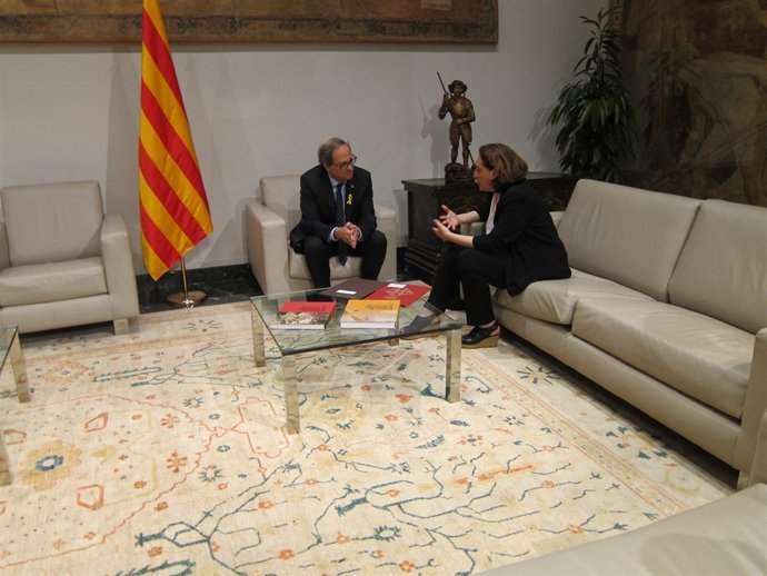 Reunión entre Ada Colau y Quim Torra