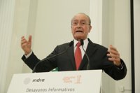 El alcalde de Málaga ve “positivo” que haya “bastantes” candidatos a presidir el PP