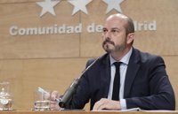 La Comunidad cree que la tarjeta de vecindad de Carmena "tiene más de propaganda que de funcionalidad"